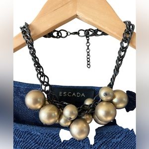 Gold colored bauble necklace